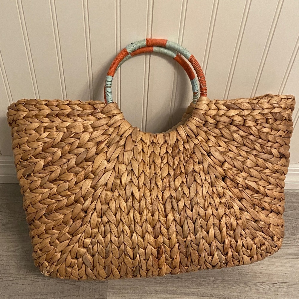 Woven Straw Tote Bag